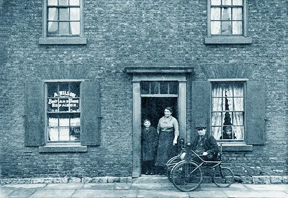 historic tadcaster 23. Wilson's the Cobbler's York Road, 1928