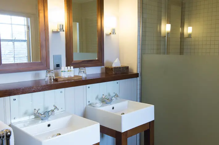 hotel du vin harrogate review bathroom