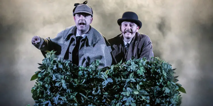 hound of the baskervilles review york theatre royal main