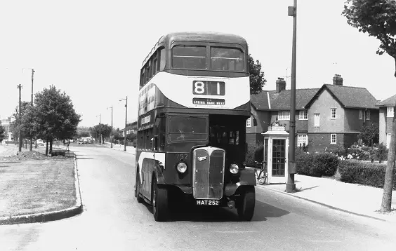 hull-corporation-buses-September-1963-Regent-No.-252-J.Fozard