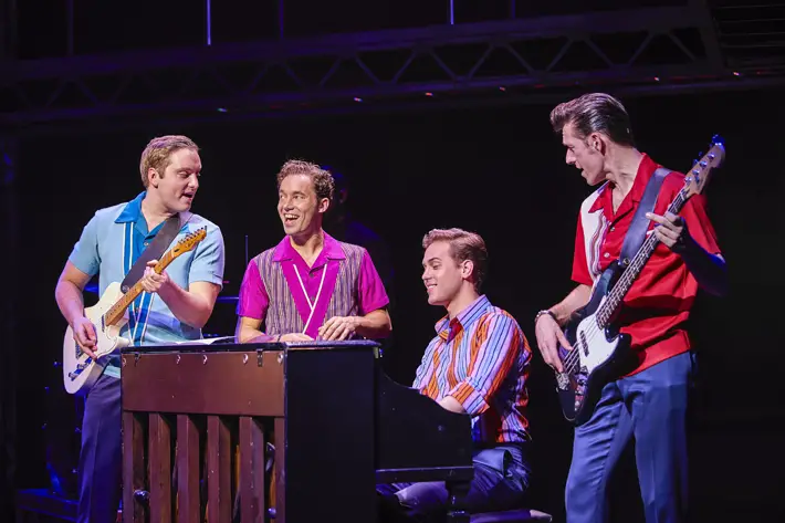 jersey boys leeds grand review theatre 2022