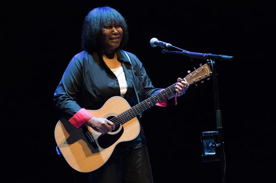 joan armatrading live review york grand opera house september 2018 singer