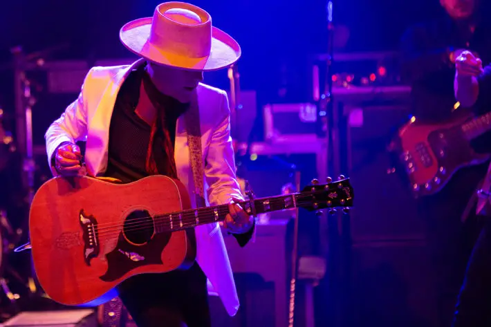 kiefer sutherland live review hull asylum october 2019 solo