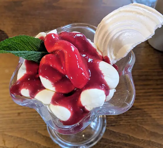 midnight bell restaurant review 2019 eton mess