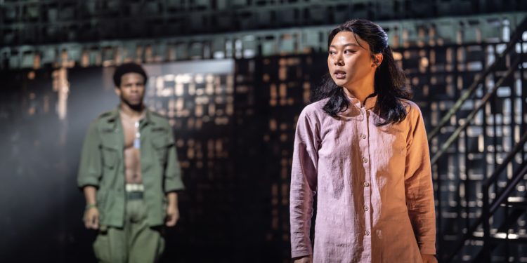 miss saigon review sheffield crucible (3)