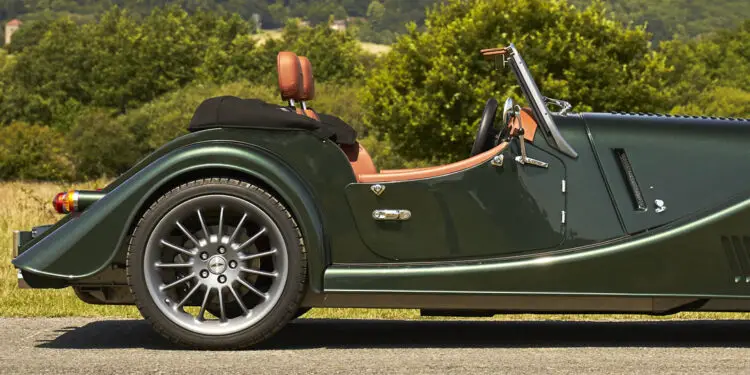 morgan plus six car review main