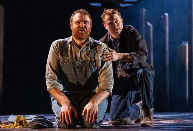 of mice and men review leeds playhouse