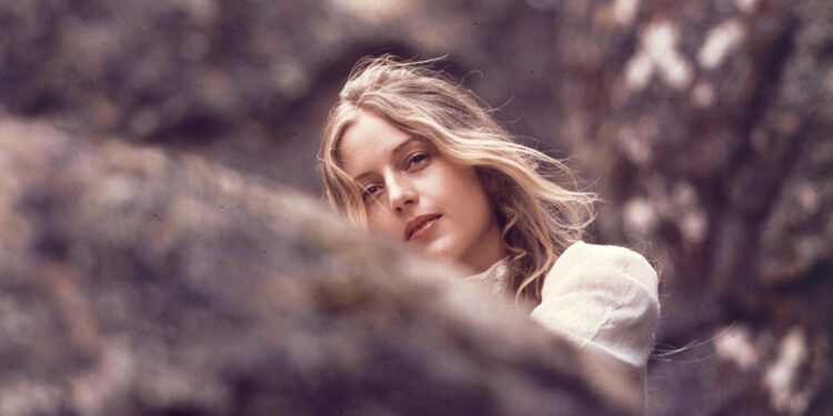 picnic at hanging rock film review