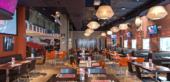 planet hollywood london restaurant review interior