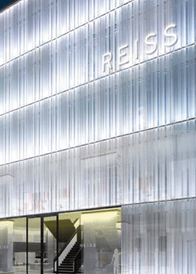 offices of reiss glass panel building