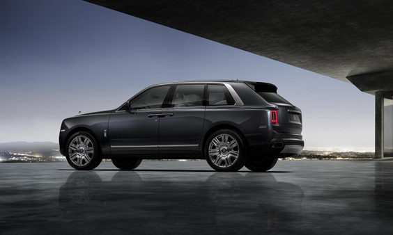 rolls-royce cullinan car review side