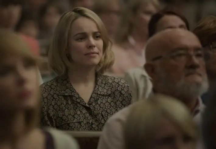 spotlight film review rachel mcadams