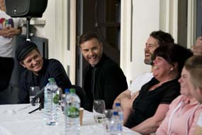 take that interview the band press conference gary barlow