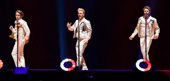 take that live review sheffield arena band