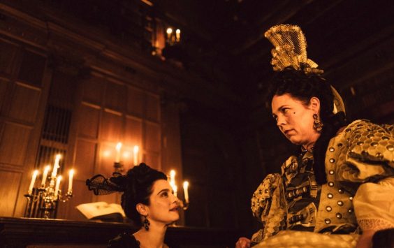 the favourite film review weisz colman