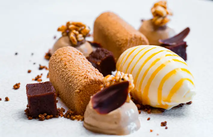 the lawns thornton hall restaurant review dessert