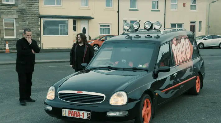 the parapod film review car