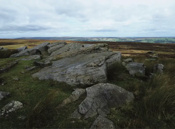 twelve apostles burley in wharfedale yorkshire walk outcrop